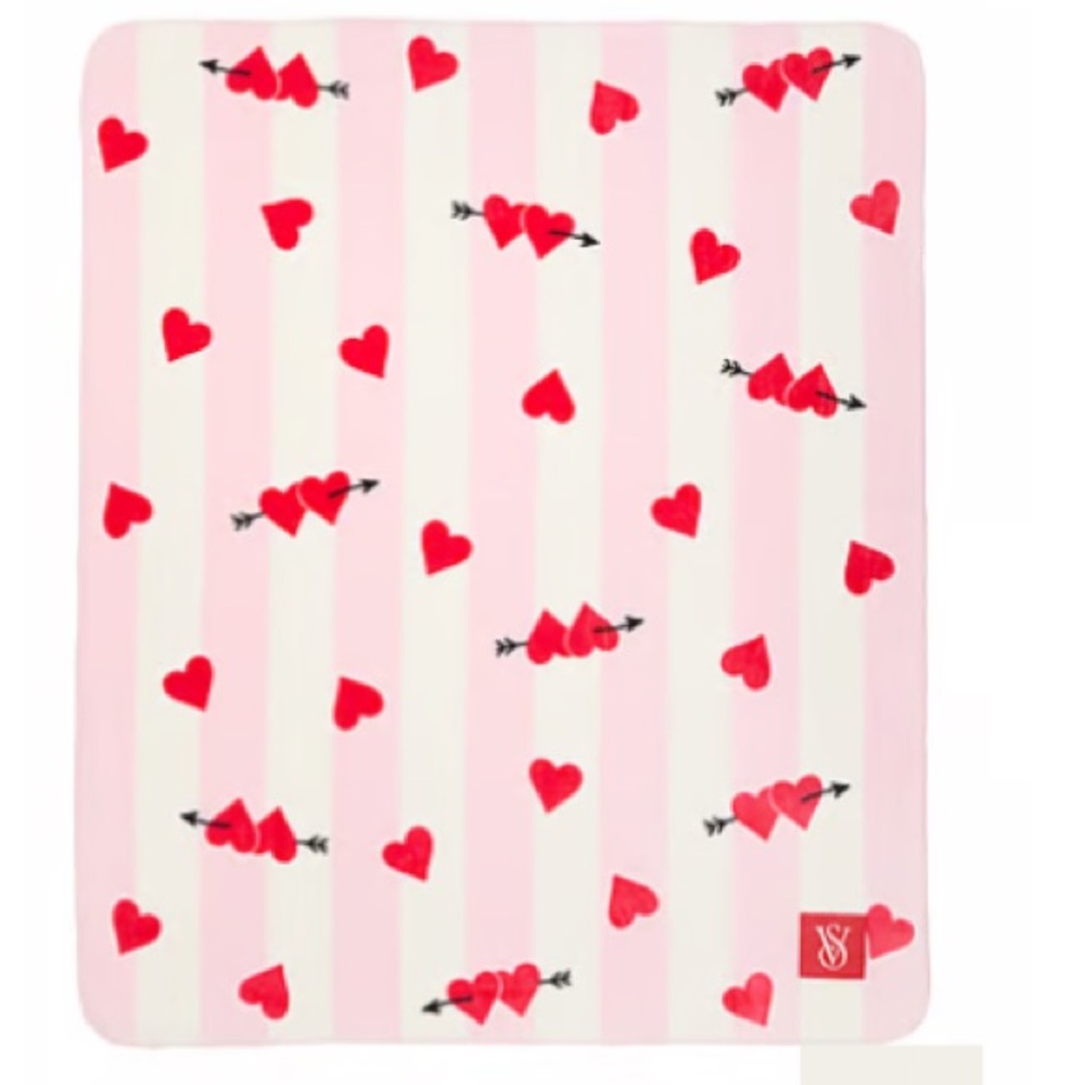 Victoria's Secret Cozy Plush Sherpa blanket pink & white stripes & red hearts